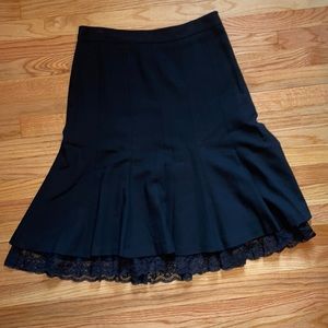 Pleated black skirt
